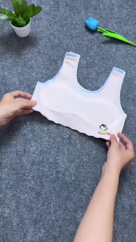 Áo Lót Bé Gái A016